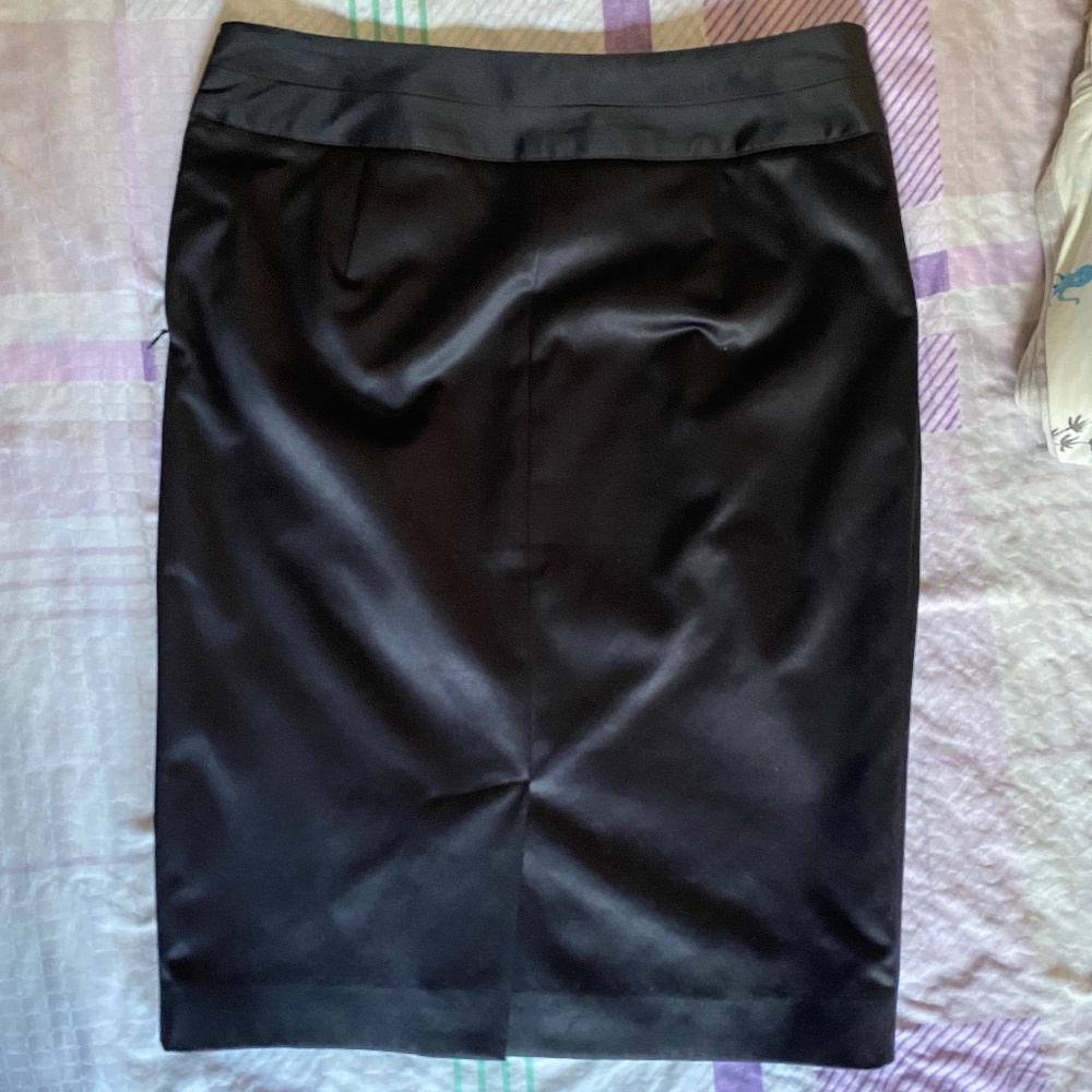 Kenneth Cole Black Satin Pencil Skirt rear Slit